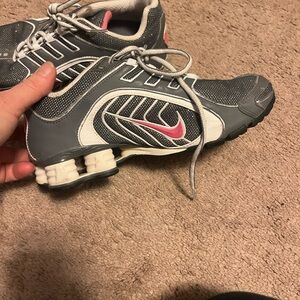 Nike Gray and Pink shox nivina Running Shoes